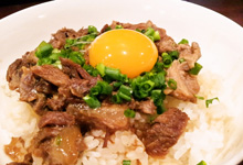 牛すじ丼